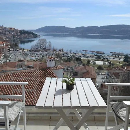 Calm Balcony Apartment
